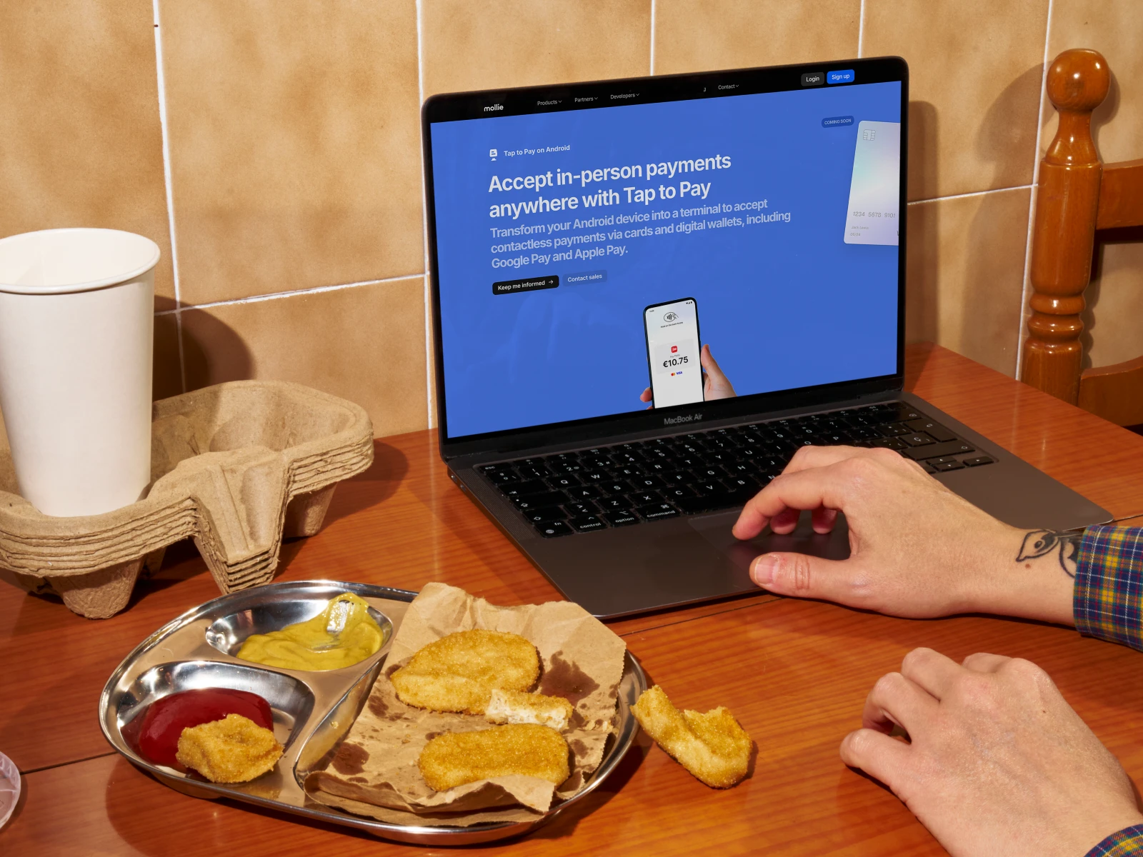 B4kUfA5p24zfwUETJK2j2Gl4M